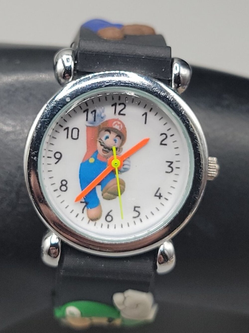 Vintage Super Mario Brothers Quartz Watch 6.75" Silicone Band New Battery Runs - Picture 4 of 10
